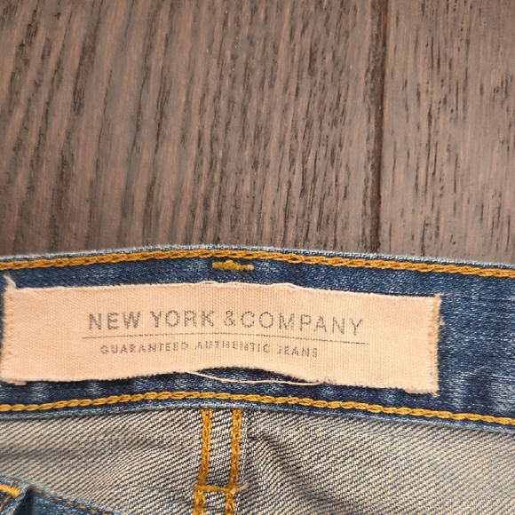 New York & Company Classic Blue Jeans - Picture 2 of 13